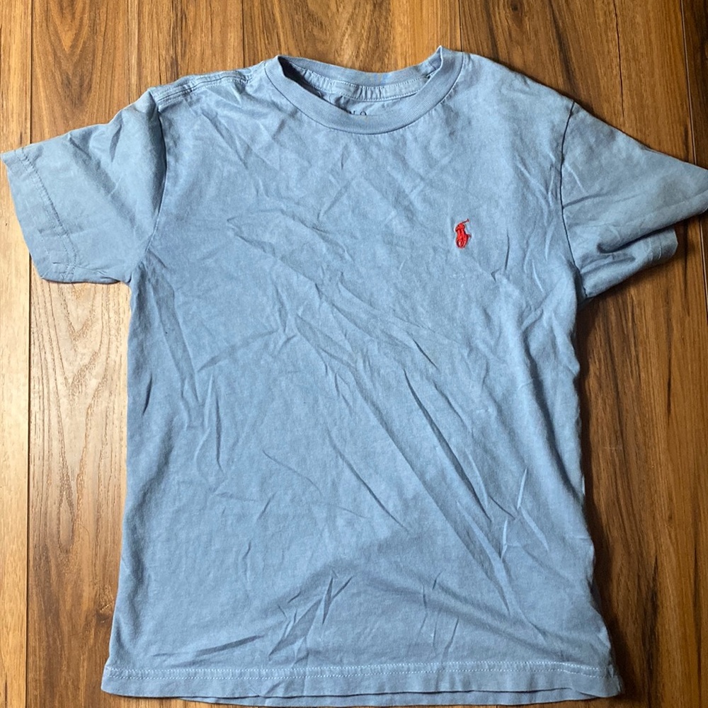 Gently Used Kids Polo T Shirt!! Still very Nice!!